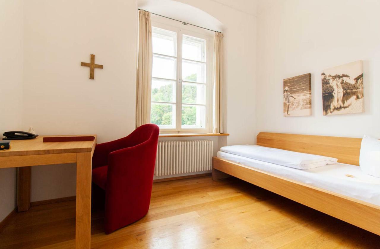 Gaestehaus St. Georg - Weltenburger Klosterbetriebe Gmbh Kelheim Ngoại thất bức ảnh